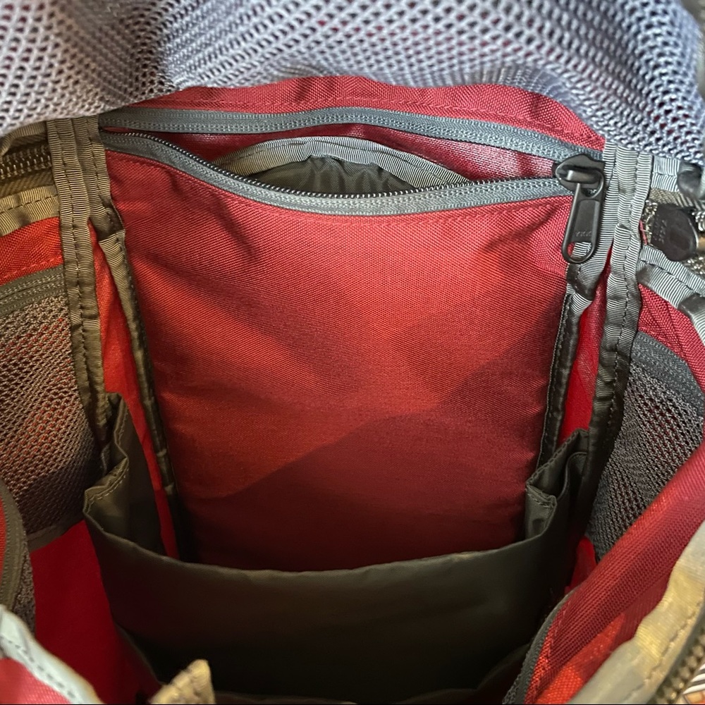 MYSTERY RANCH Red Backpack - Picture 4 of 16